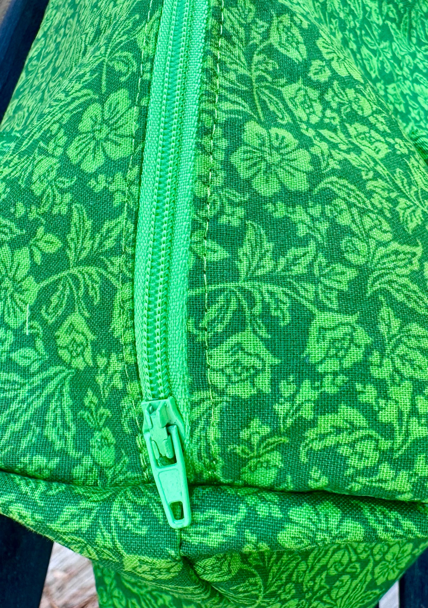 Green Handmade Makeup/Toiletry Bag with Zipper & Handles