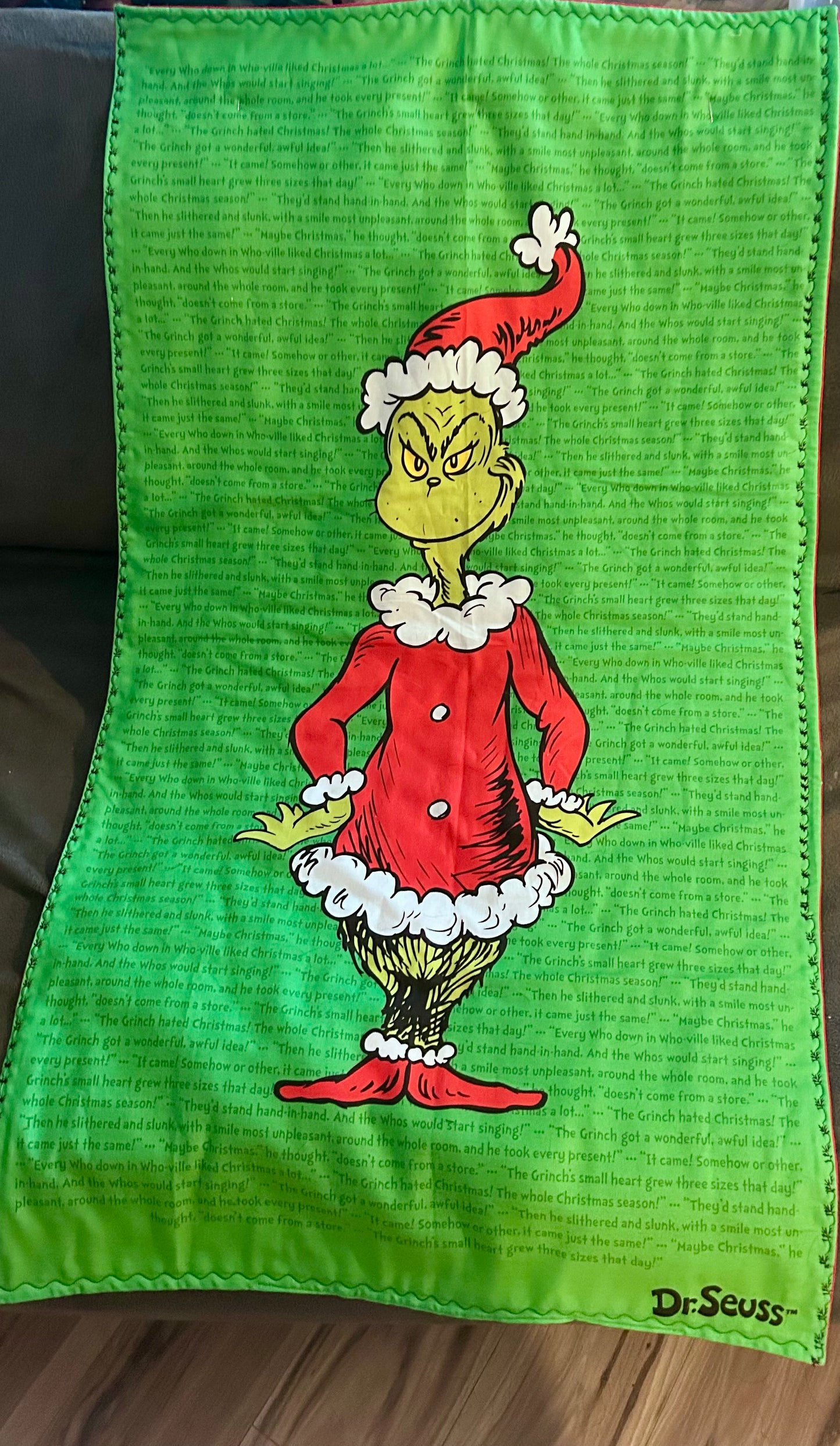 🎄 “Merry Grinchmas” Fabric Wall Hanging