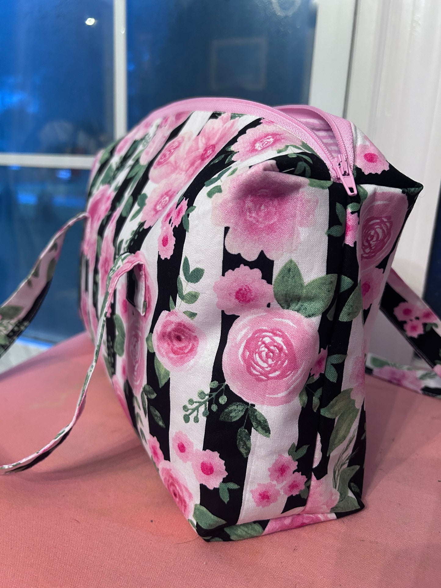 🌙 Midnight Garden Zipper Pouch